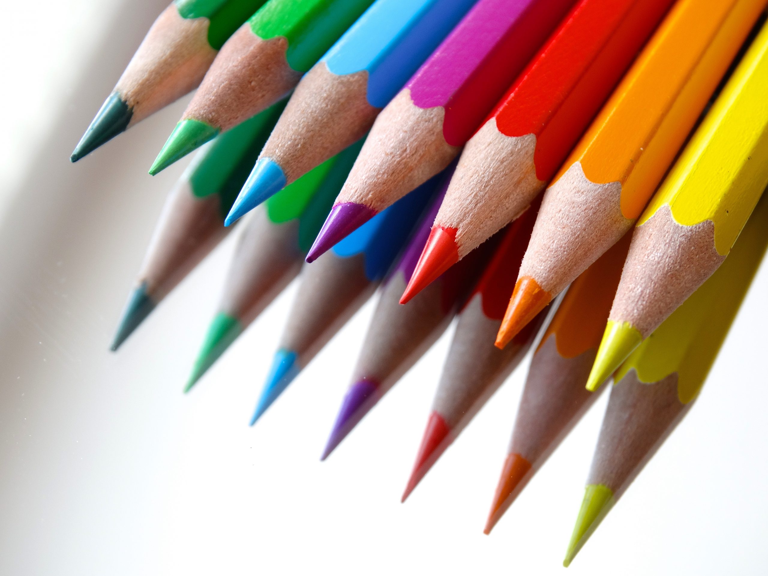 color-draw-colored-pencils-mirroring-37539 color-draw-colored-pencils-mirroring-37539